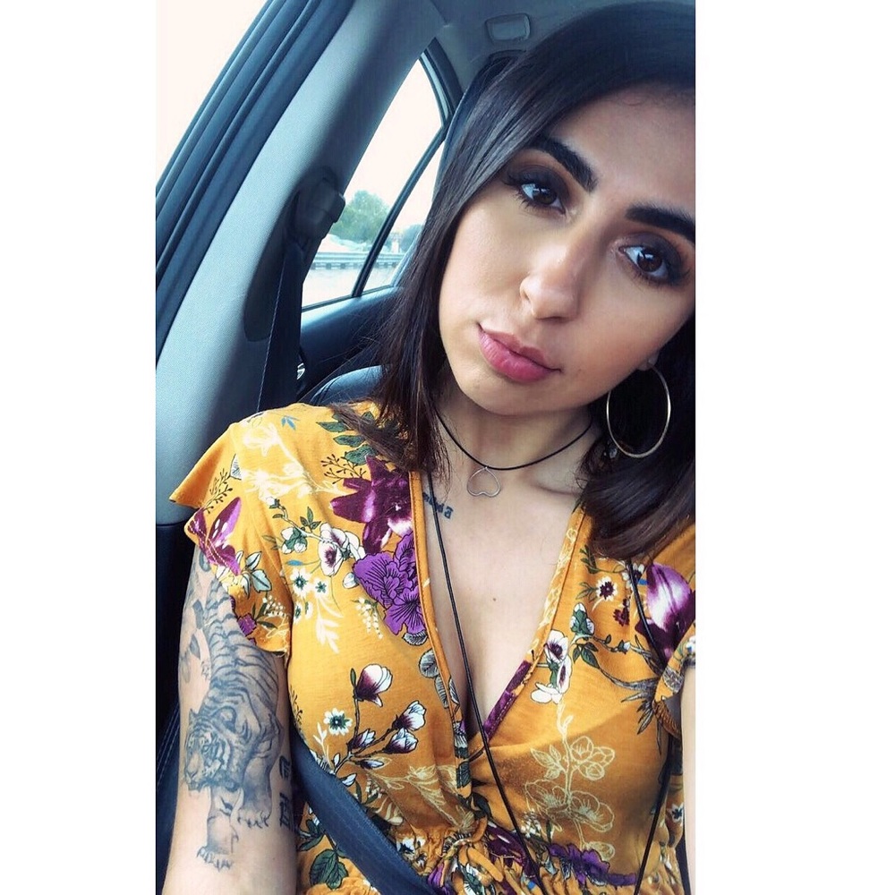 Meet your Posher, Lia